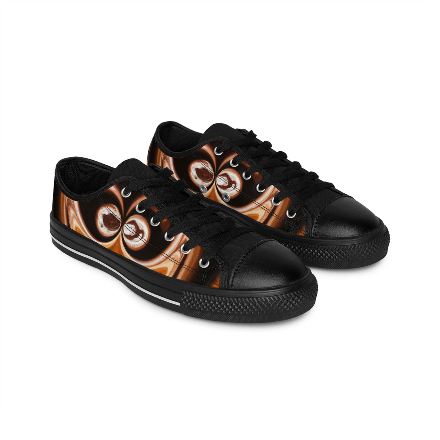 <br>

Lucas Grandeele- Low Top