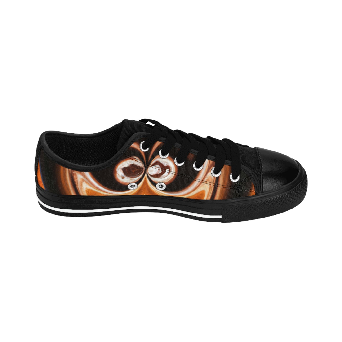 <br>

Lucas Grandeele- Low Top